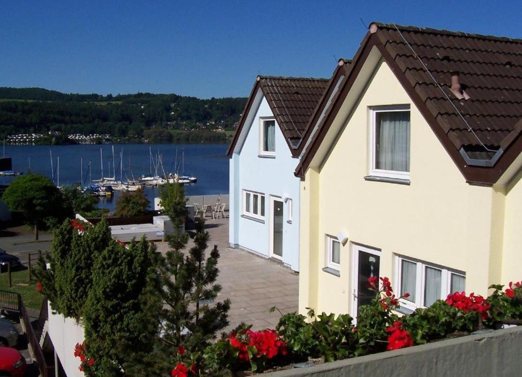 Seglerfewo Mit Traumhaftem Blick Vom Balkon Scheid  Exterior photo